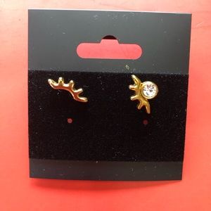 Cute earrings, gold plated pair